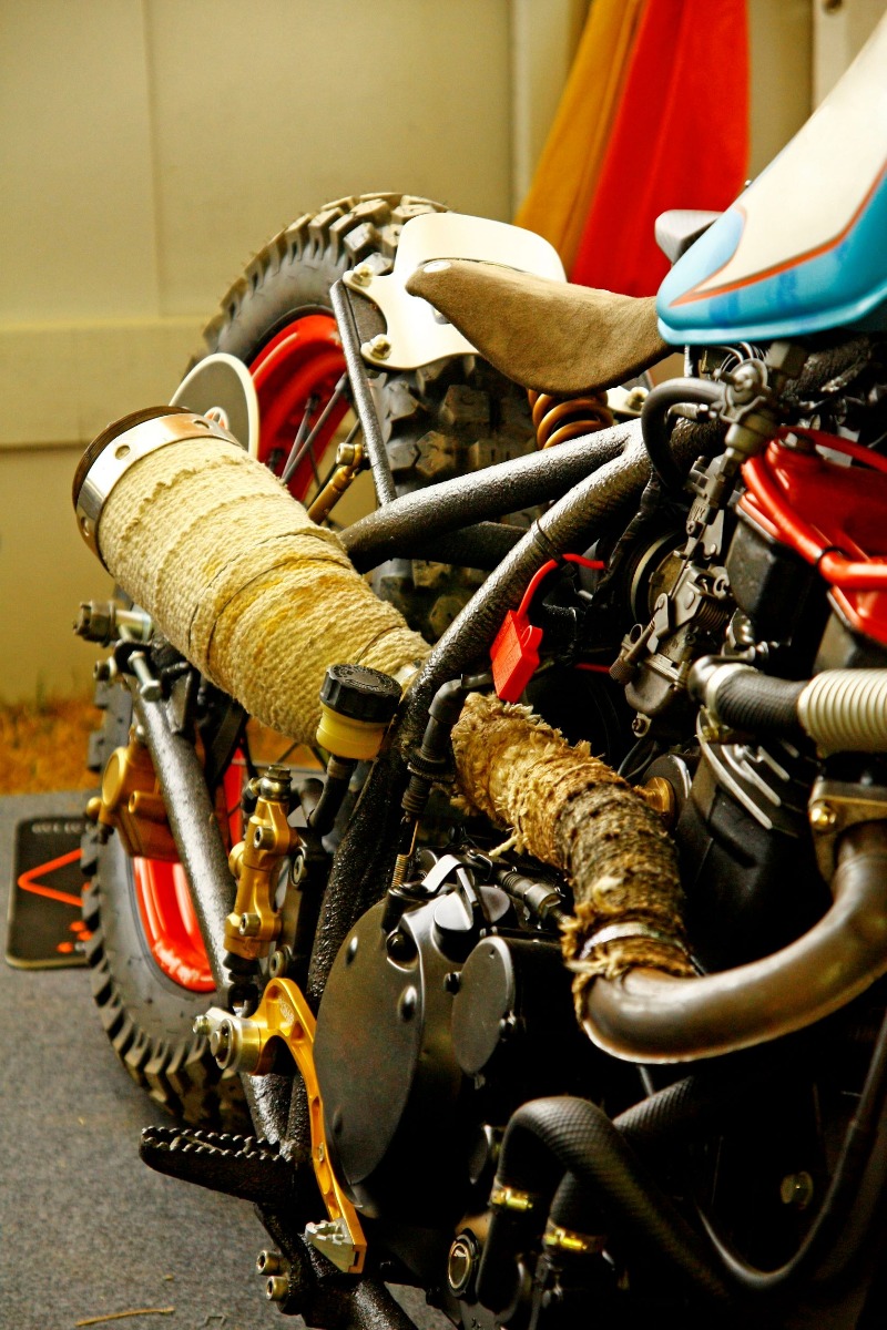 Hitzebeständiges Isolierband für Motorradauspuff